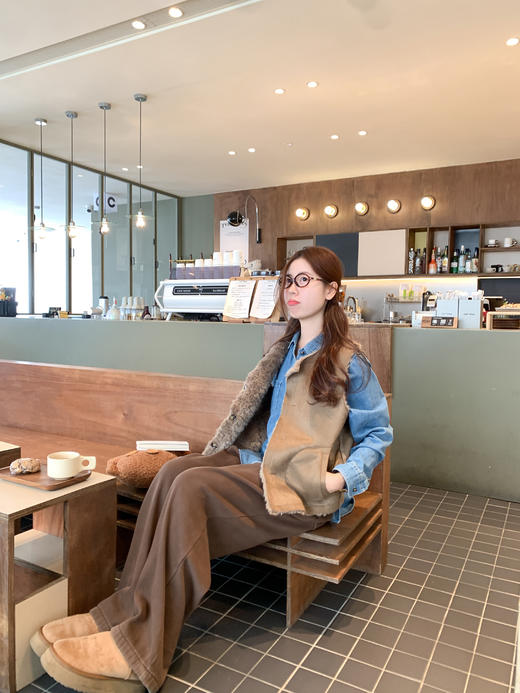 <曾小咸推荐>现货秒杀 ！微信超特价！韩系复古棕色两面穿毛毛马甲 日常199.99 立减90 秒杀109.99！！ 商品图10