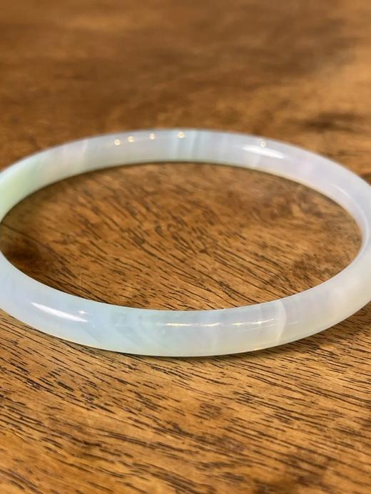 冬青色鱼脑冻玉髓玛瑙细条手镯，顺丰包邮 商品图6