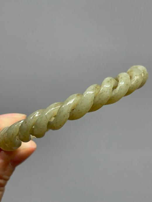 和田糖沁白玉镂雕麻花环手镯，顺丰包邮 商品图3