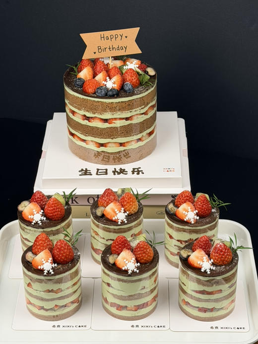 开心果巧克力草莓蛋糕（10点半后陆续出） 商品图3