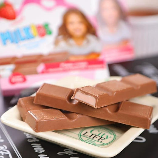 巧力莲牛奶草莓味巧克力53g 商品图2