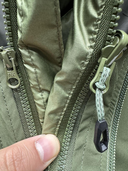 原单正品 MAMMUT猛犸象 三合一 冲锋衣，男女同款
颜色：黑色 绿色
尺码：S- XXL 商品图5