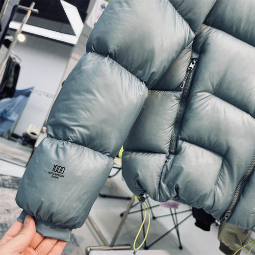 极寒系列900+蓬！2025男女通用耐磨抗撕裂超轻尼龙户外加厚防寒羽绒服！ 商品图3