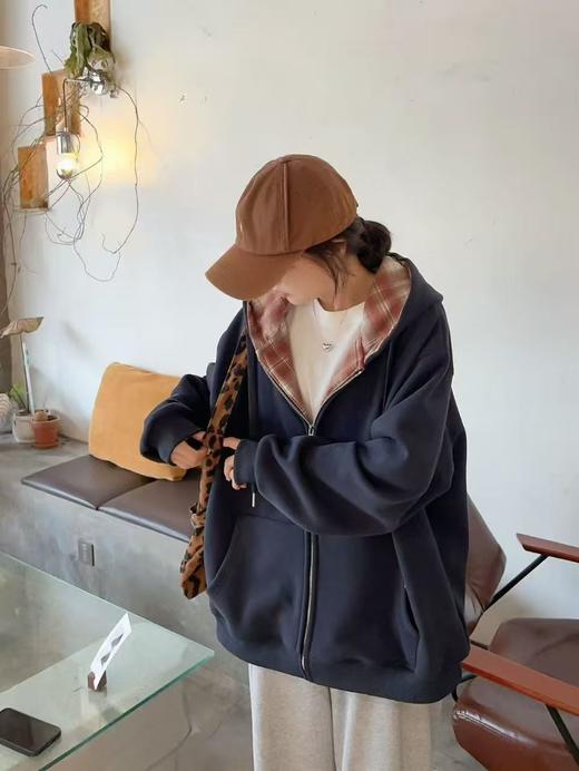 🔥🔥加绒厚款【内里颗粒绒】宽松大版（内里拼格子）连帽休闲卫衣拉链外套-喜出 商品图2