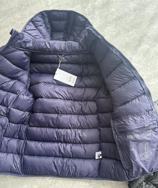 全新美单EQUUS加厚排骨棉服男士防水保暖户棉衣
25年新款美单厚棉服，黑色 蓝紫色
S-XXL
吊牌219美金 商品图1