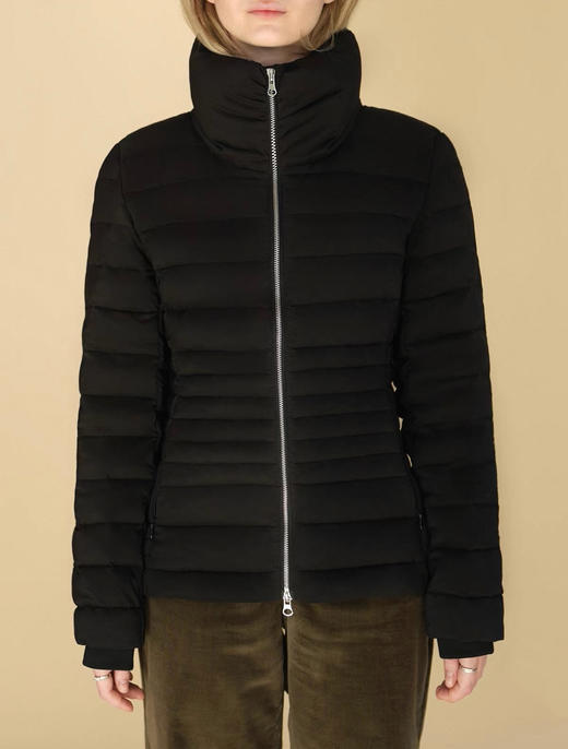 Jai 黑色旅行修身羽绒夹克 商品图0