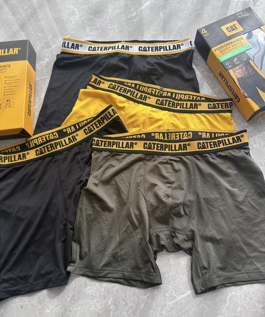 全新正品CATERPILLAR男士运动户外弹力速干短裤平角裤一盒4条装
两个色 S M L，颜色随机 商品图3