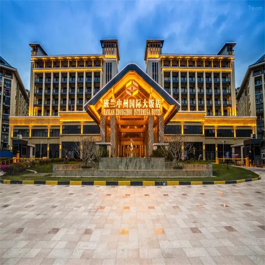 三亚自由行 4钻滨海度假酒店随心住 畅玩亚龙湾蜈支洲岛等风景名胜 商品图1