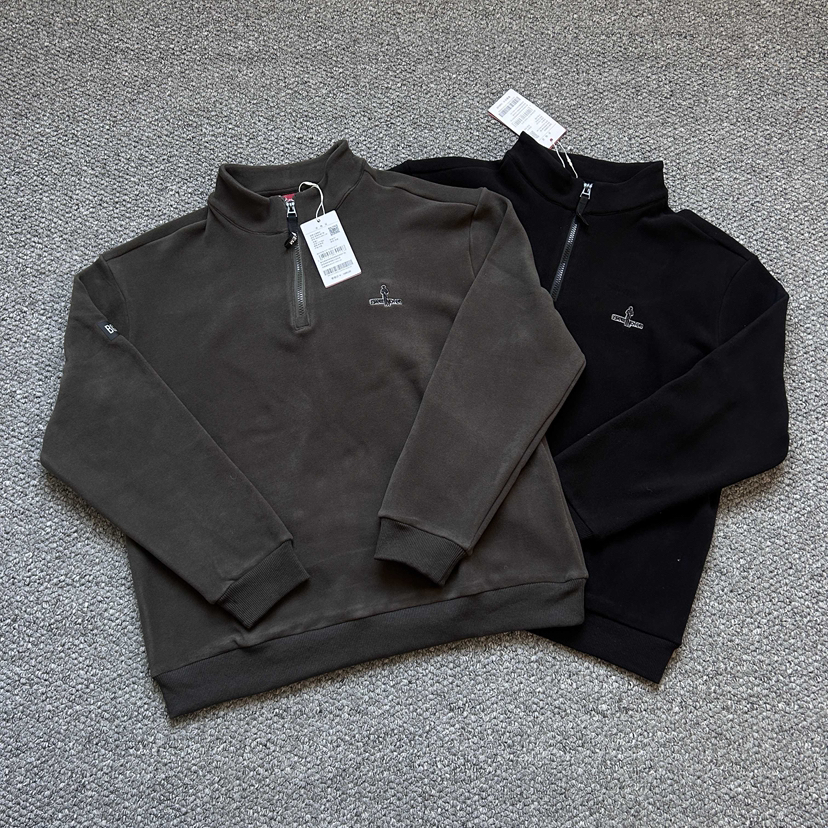 正品比音勒芬最新款加绒保暖打底半拉链，触感柔软细腻，上身快速蓄热锁温，告别秋冬凉意。面料透气不闷汗，贴身穿无负担！
尺码：灰色 黑色
尺码：M～XXXL
原价1680