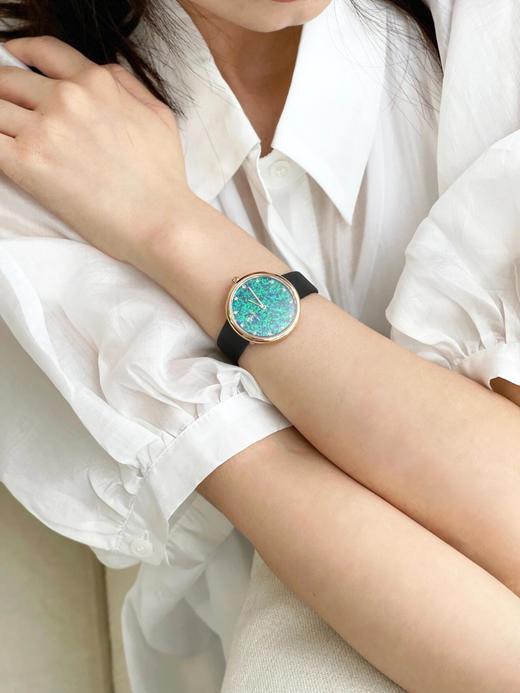 【欧泊款12颗天然钻石手表SS519】✅欧泊石表盘，澳洲🦘国家级宝石✨梦幻又浪漫～ ✅宝石镜面耐磨耐用，绢细头层牛皮表带带起来很舒服，显手细～-PWJCY 商品图5