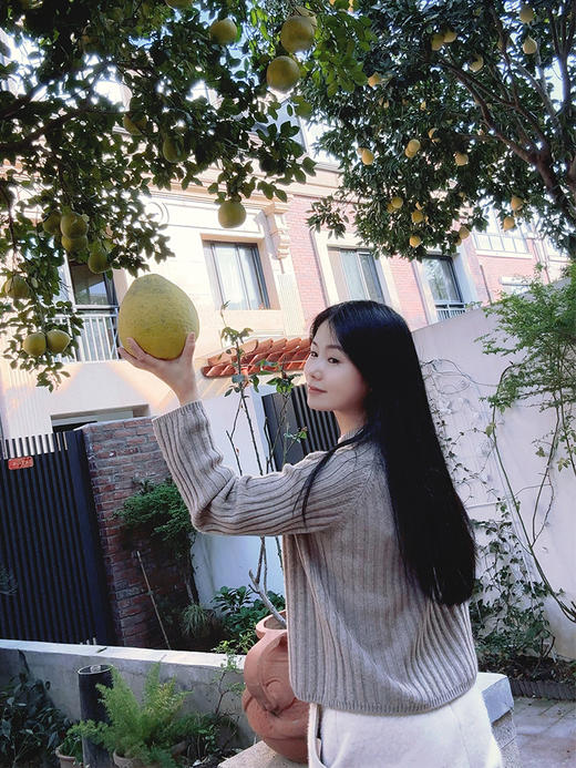 【板娘同款推荐 羊绒衫】新增新年红大码 新年红红火火！全球奢牌同等山羊绒原料阿尔巴斯山羊绒 让姐妹们用实实在在源头价穿高定的感觉！ 商品图6