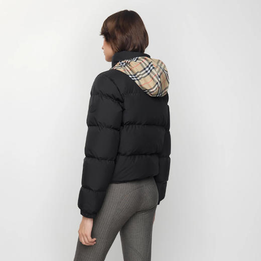 BURBERRY 巴宝莉 女士格纹饰带 Ambleside 羽绒服 黑色 8110250 A1189 商品图4