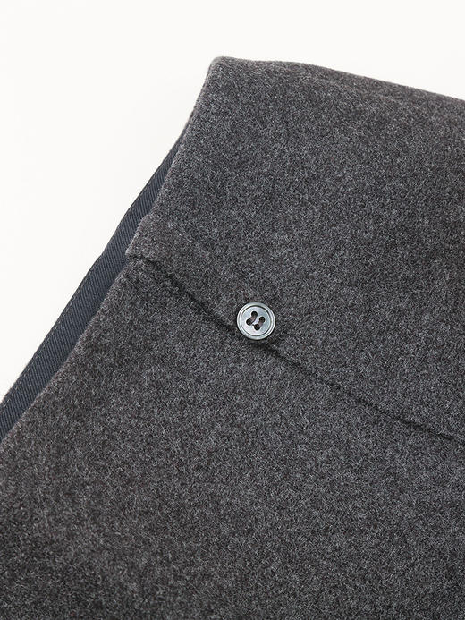 2025 秋冬深灰色毛呢 A 字短裙女 金属扣装饰高腰显瘦半身裙 通勤百搭复古质感小个子包臀短款裙装 商品图2