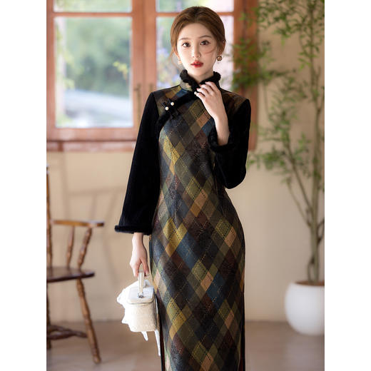 旗袍冬装2025新款长袖民国风复古新中式年轻款冬季加绒厚款秋冬裙 商品图3