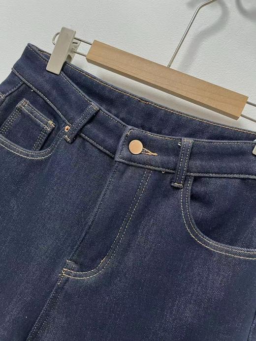 12.12【清仓】内里磨毛绒～窄版深蓝牛仔直筒裤-喜出 商品图1