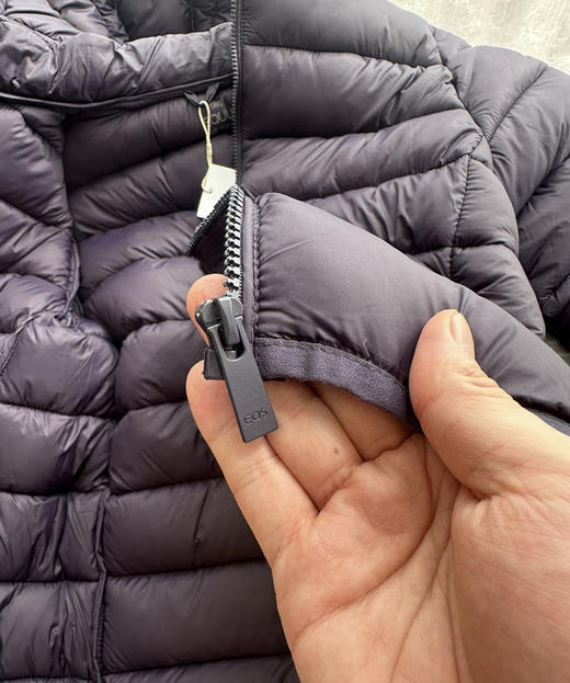 全新美单EQUUS加厚排骨棉服男士防水保暖户棉衣
25年新款美单厚棉服，黑色 蓝紫色
S-XXL
吊牌219美金 商品图4