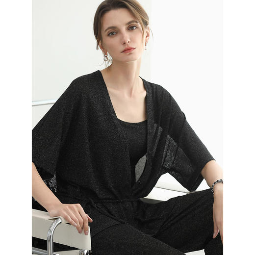 COCOBELLA设计感垂顺银葱针织衫女自带Bra背心直筒裤MZ3198-3 商品图0