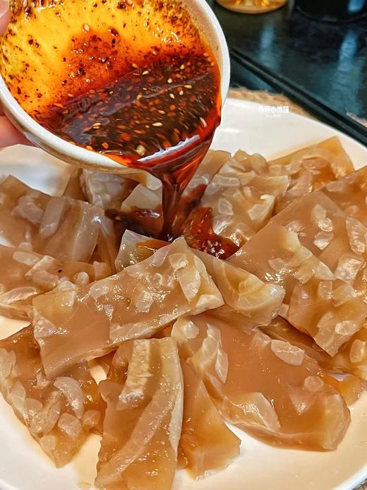 这猪皮冻Q弹‼️味道鲜美😍【香卤猪皮冻】4盒💰19.9❗卤香醇厚，弹牙入味、不腥不腻、更Q更弹， ✅老卤慢炖渗透入味三分，晶莹剔透如琥珀✨ 商品图4