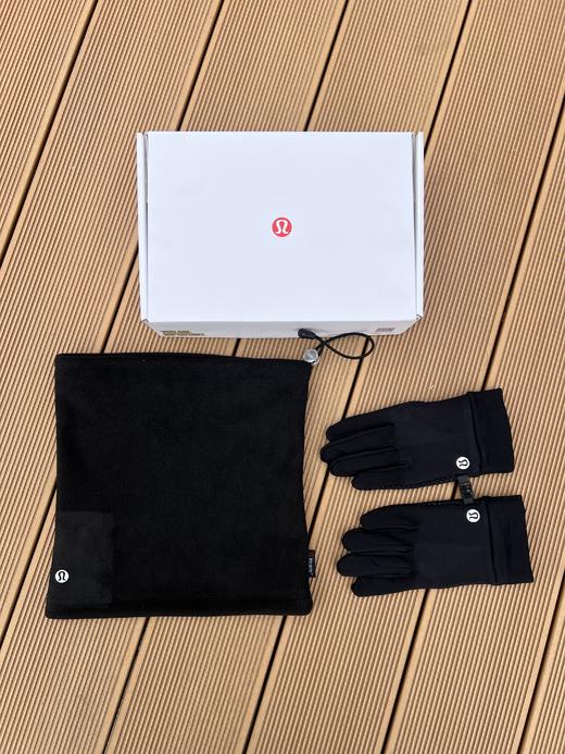 带礼盒！ lulu保暖脖套和保暖可触屏手套礼盒款 商品图0