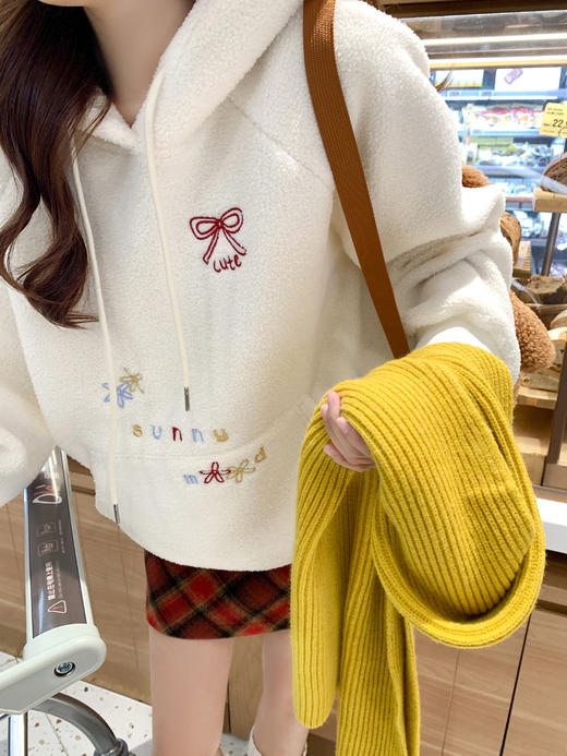 <曾小咸推荐>现货秒杀 ！微信超特价！羊羔毛连帽卫衣 日常229.99 立减100 秒杀129.99！！ 商品图14