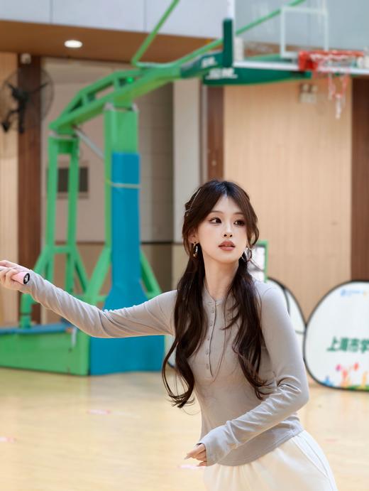 逸红颜明月优选 #lulu长袖亨利领上衣【自在衫】轻薄软肤的兰精莫代尔，超超超舒适，日常运动都能打！ 商品图3