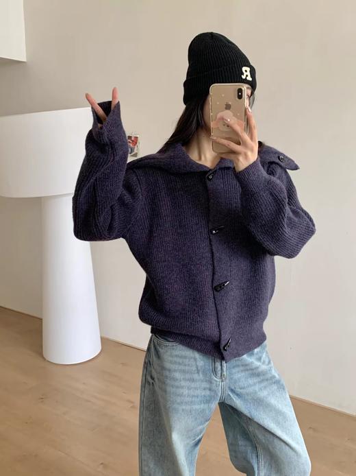 D121470冬季新款复古牛角扣翻领超保暖毛衣短外套 商品图6