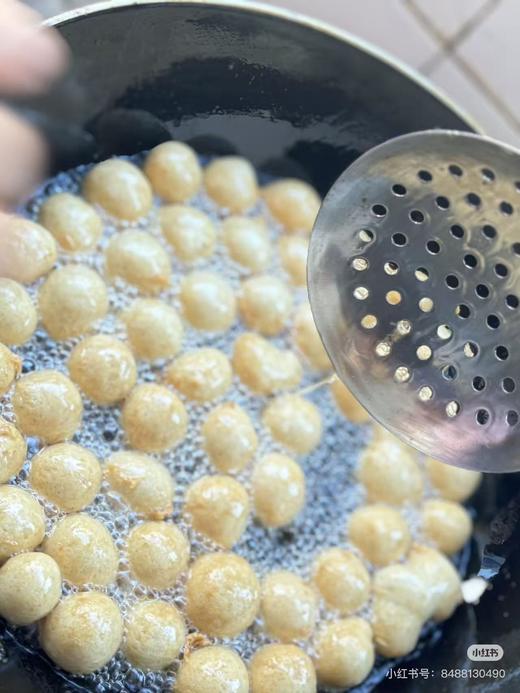 周五取货：【天目湖油炸鱼丸】一盒250克，超级鲜美。 商品图1