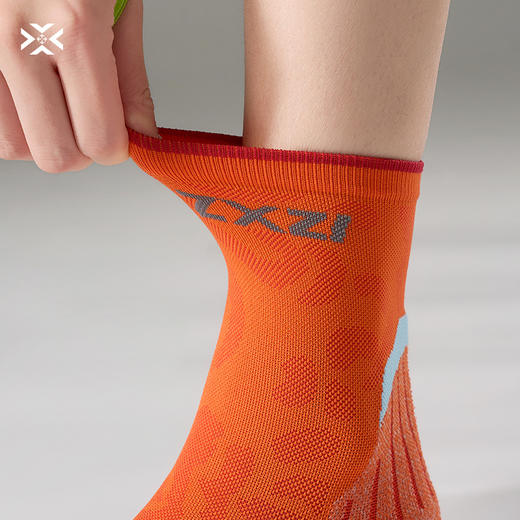有为者/劲跑专业马拉松跑步袜 男女毛巾底徒步路跑吸湿户外运动袜 商品图3