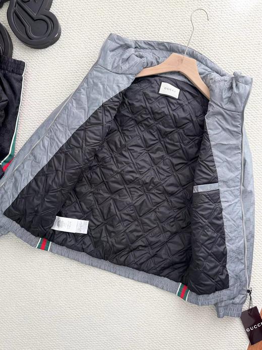 D121476秋冬新款满印字母GG织带薄棉拉链连帽夹克外套 商品图4