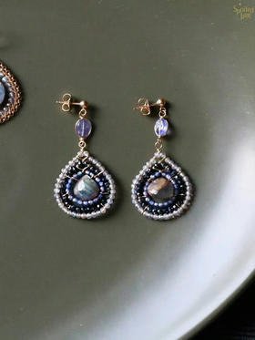 SpoiledBrat Jewelry戏剧系列 |14K注金斜长石坦桑石尖晶石耳环