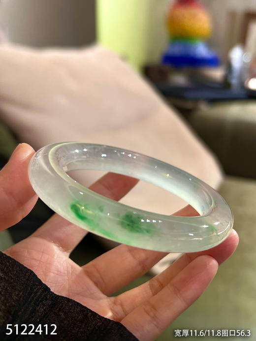 玻璃种飘翠圆镯【5122412】圈口56.3。具体价格微信咨询 商品图1