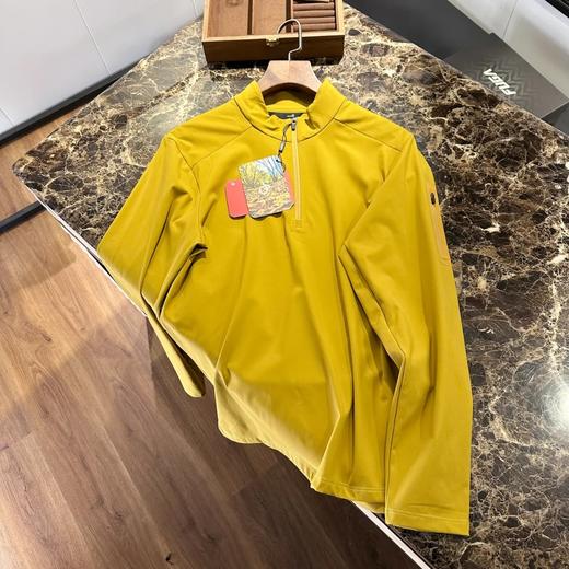 男子半拉链加绒贴身层 柜级 半拉打底衫 商品图3