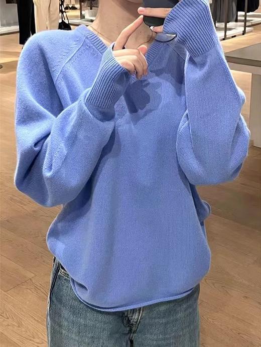 D121427卷边下摆V领插肩长袖宽松显瘦针织衫上衣女 商品图4