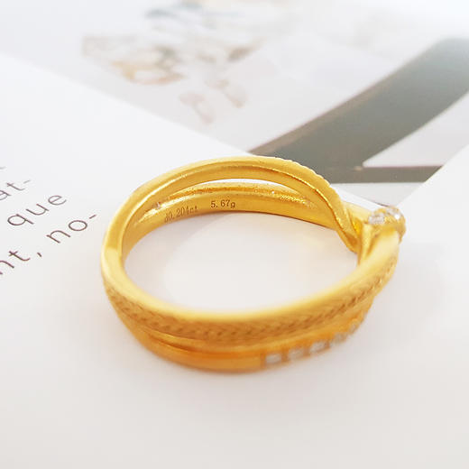 【天然正品】老庙足金经典简约镂空款0.204克拉钻石戒指13.5号（皆取最大值）女士 301125AK15特价：6380 商品图6
