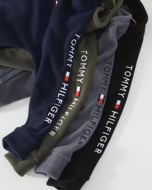 D121438立体裁剪手臂刺绣logo摇粒绒立领外套 商品图3