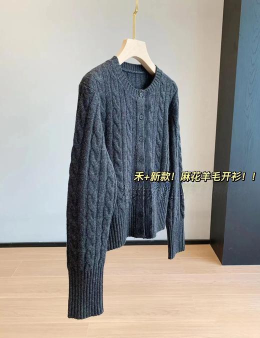 D121460冬季新款精致蕾丝花边拼接羊毛针织开衫外套 商品图11