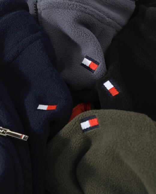 D121438立体裁剪手臂刺绣logo摇粒绒立领外套 商品图2