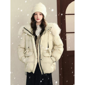 鹿向南【1217/20:00新品】绿色羽绒服