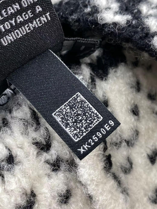 小香25N滑雪系列羊绒羊毛混纺针织冷帽 / 围巾 商品图10