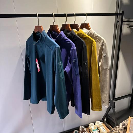 男子半拉链加绒贴身层 柜级 半拉打底衫 商品图1