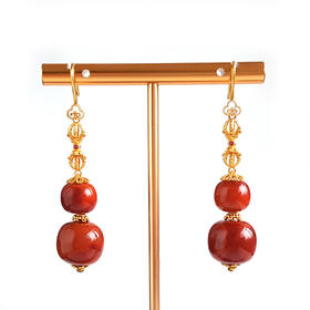 【天然正品】AU750黄金镶天然细腻火焰纹约13.6-10.3MM南红玛瑙圆珠耳坠58.7*13.6*10.3MM（皆取最大值） 女士 141225XY05