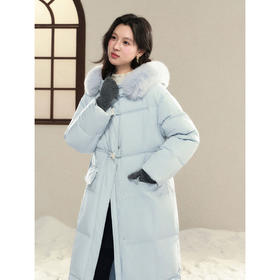 鹿向南【1212/20:00新品】蓝色羽绒服