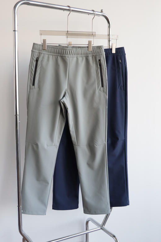 2H 秋冬款科技软壳防泼水加绒男装休闲裤 WK847 商品图2