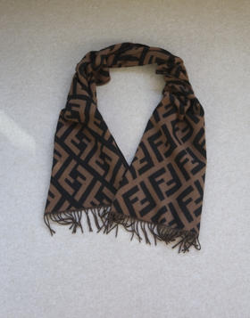 醉佳配角之 又一波 哈！FD 迷人的老花 喀什米尔山羊绒 小穗穗的 围巾