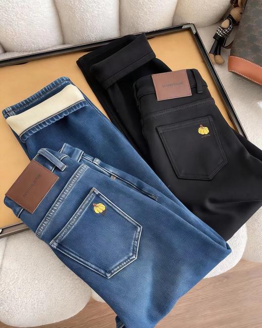 D121426南瓜刺绣加绒牛仔烟管裤冬加厚奥粒绒保暖显瘦法棍裤九分直筒裤女 商品图6