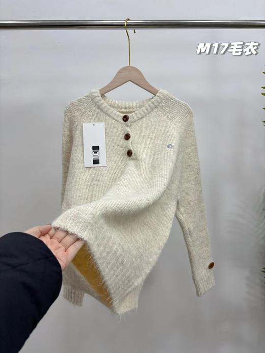 D121408冬季新款女士羊驼绒三粒扣毛衣针织衫 商品图5