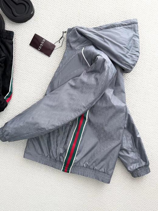 D121476秋冬新款满印字母GG织带薄棉拉链连帽夹克外套 商品图8