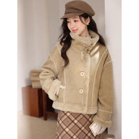 鹿向南【1217/20:00新品】浅咖色短外套