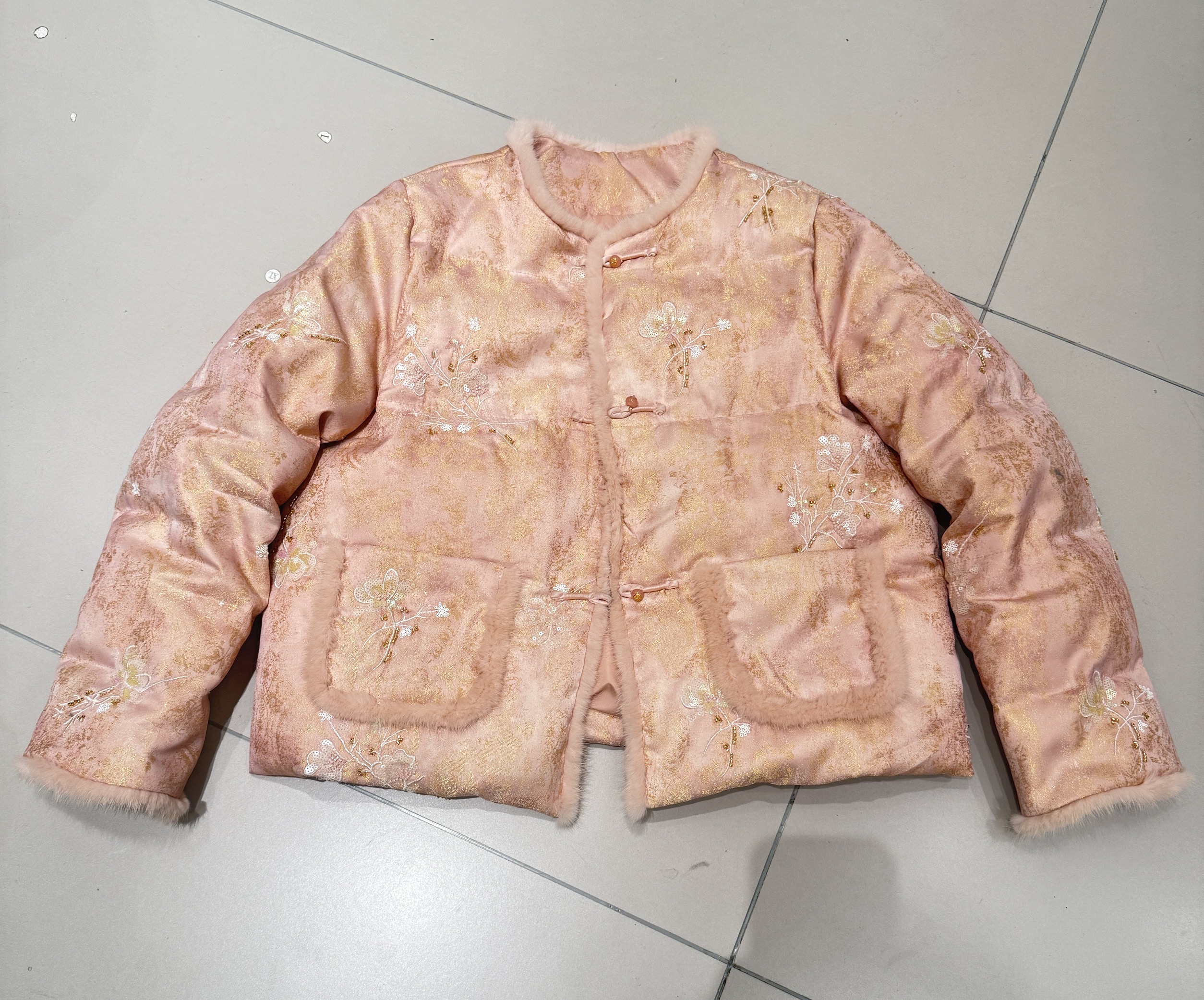 【门店同款】ENJOY冬季“暖冬雅致”烟粉卧云中式羽绒外套 168645540