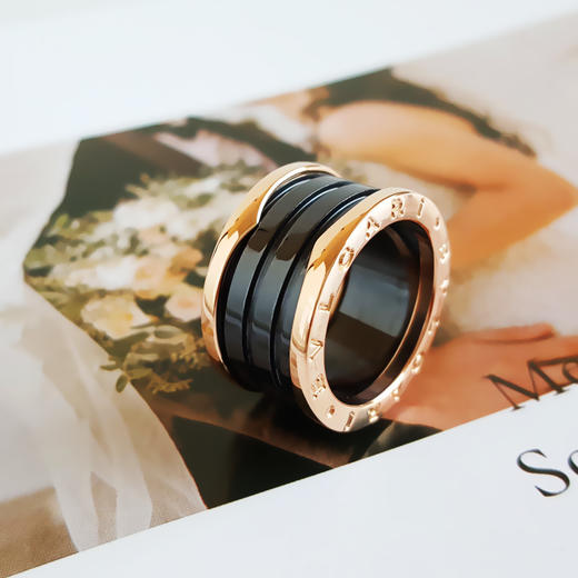 【95新】BVLGARI宝格丽B.zero1系列AN85556318K玫瑰金黑陶瓷四环弹簧戒指53号中性款 261125AK16 商品图1